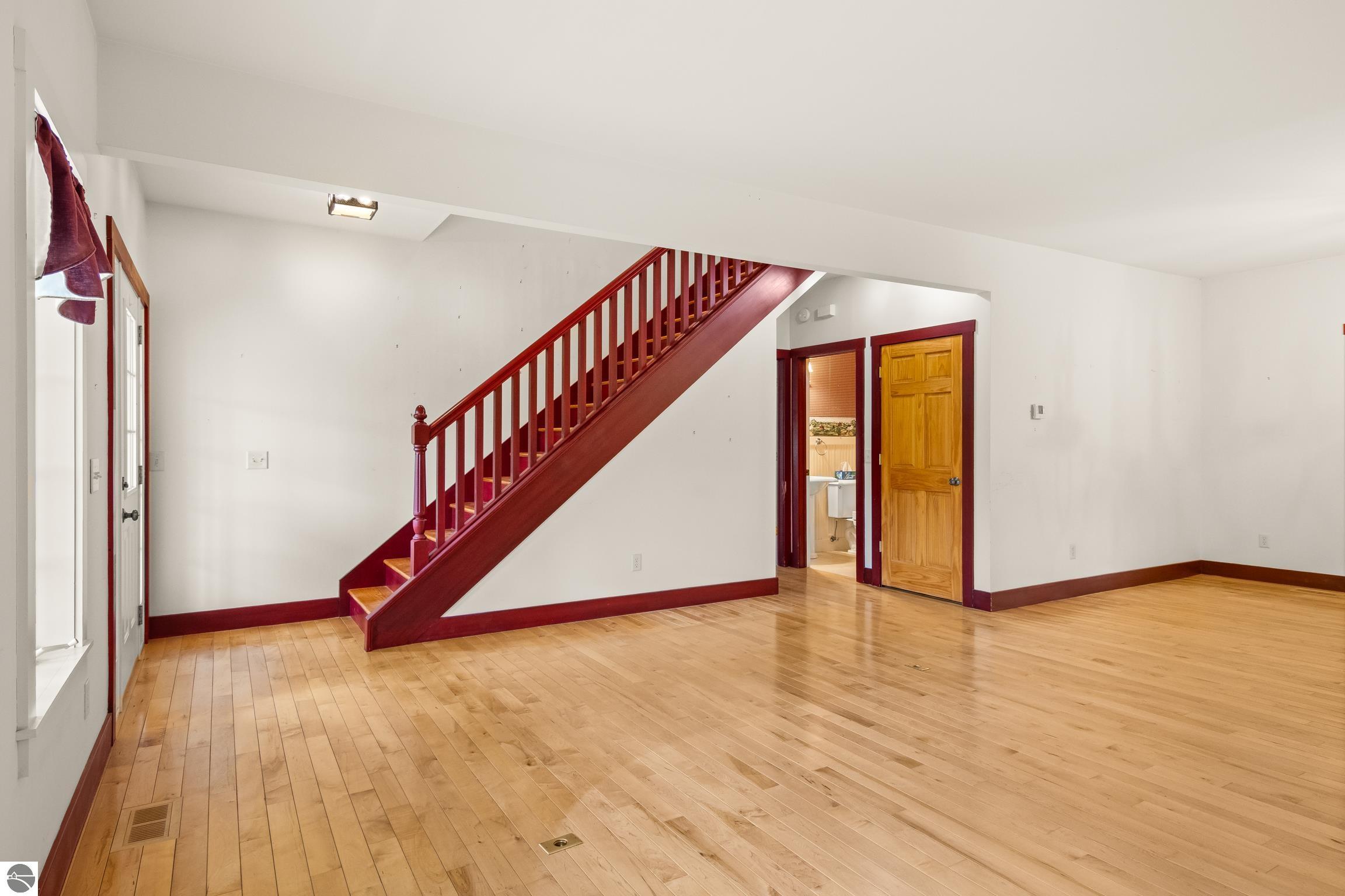 This 3-bedroom, 2.5-bath farmhouse offers a property designed for coun – image 19
