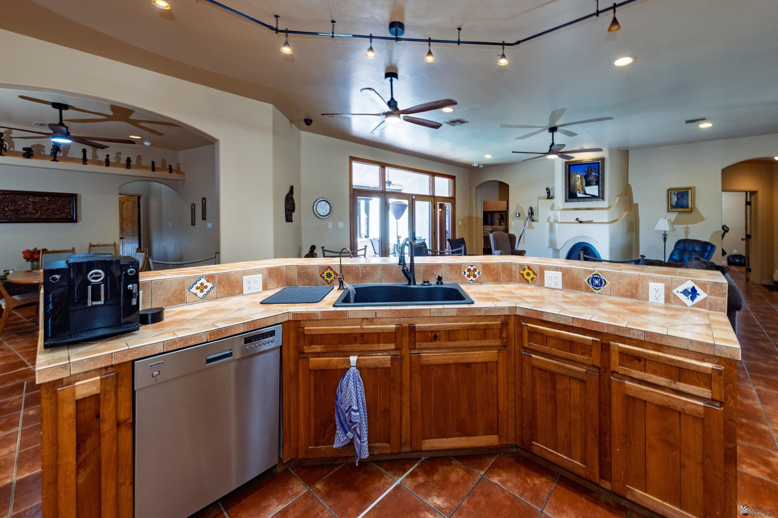 13622 13622 S ONAMMI AVE, Yuma, Arizona, 85367, USA, 3 Bedrooms Bedrooms, ,2 BathroomsBathrooms,Residential,For Sale,13622 S ONAMMI AVE,20261436
