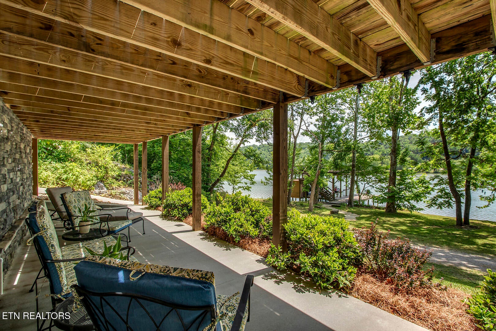 880 880 Skyline Drive, Harriman, Tennessee, 37748, USA, 3 Bedrooms Bedrooms, ,4 BathroomsBathrooms,Residential,For Sale,880 Skyline Drive,6c9e6ce5-d78a-4ae4-a55c-fa9f55