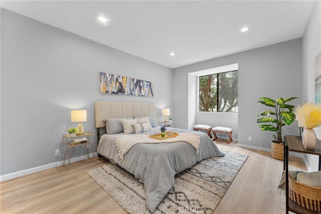 350 350 Paseo De Playa 113, Ventura, California, 93001, USA, 2 Bedrooms Bedrooms, ,1 BathroomBathrooms,Residential,For Sale,350 Paseo De Playa 113,CV25243927