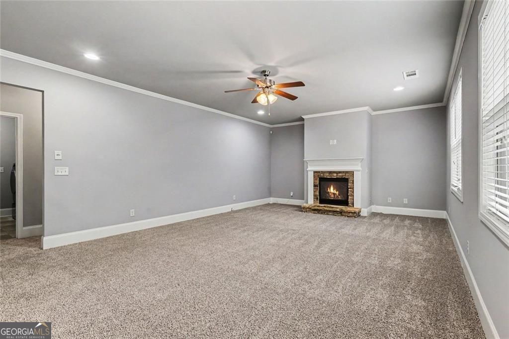 Location, location for this one, so close to the Mall of Georgia with – image 10
