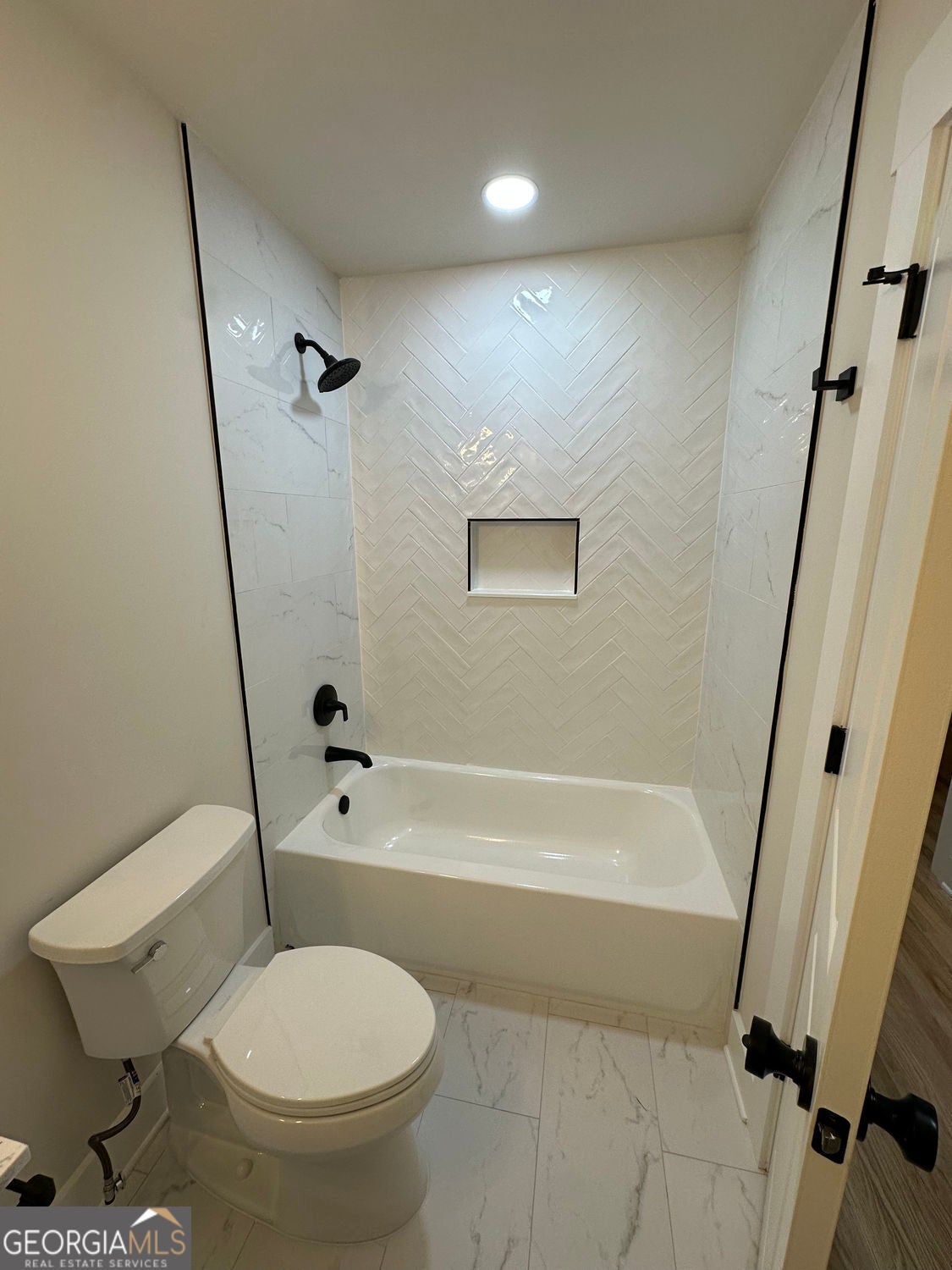 Welcome Home! A fully renovated home where modern upgrades meet though – image 8