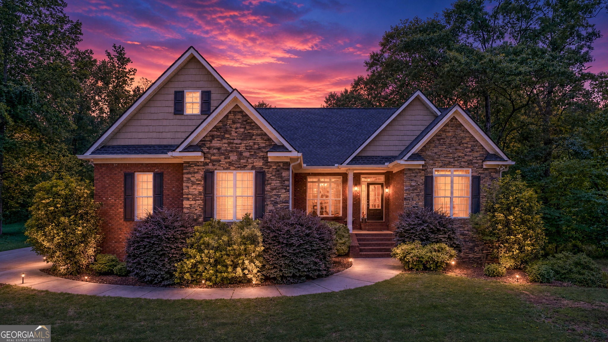 No HOA or restrictions! Full basement w/in-law suite! All Brick! Come – image 58