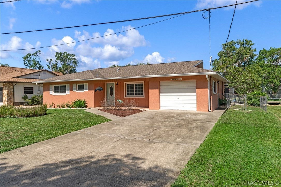 1400 1400 SE 5th Avenue, Crystal River, Florida, 34429, USA, 3 Bedrooms Bedrooms, ,2 BathroomsBathrooms,Residential,For Sale,1400 SE 5th Avenue,852812