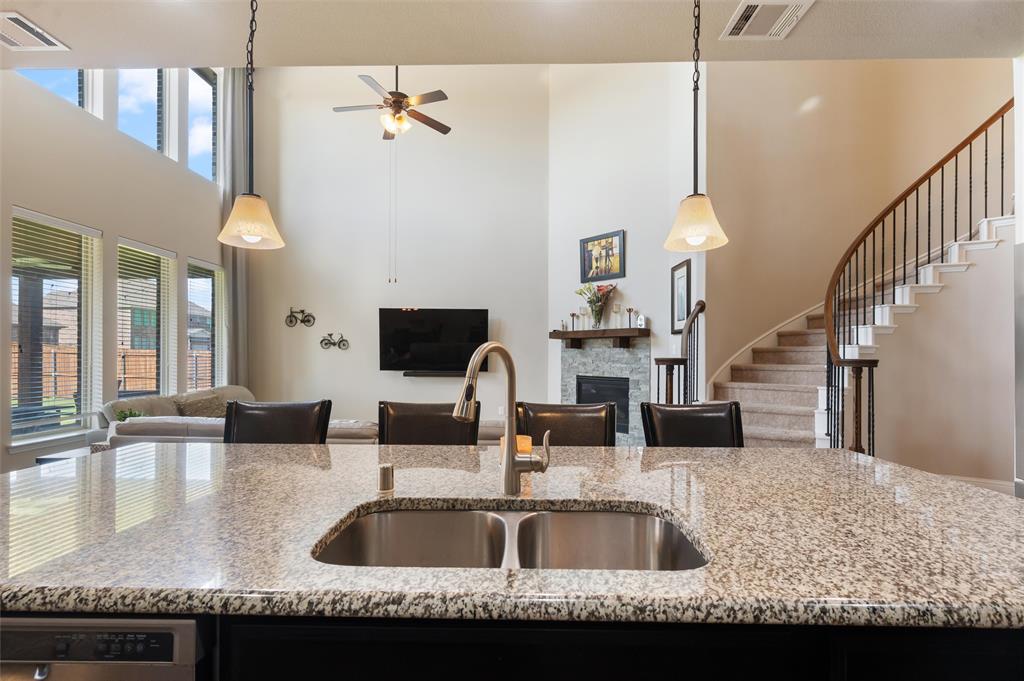 341 341 Vista Park Drive, Sunnyvale, Texas, 75182, USA, 5 Bedrooms Bedrooms, ,5 BathroomsBathrooms,Residential,For Sale,341 Vista Park Drive,21304132