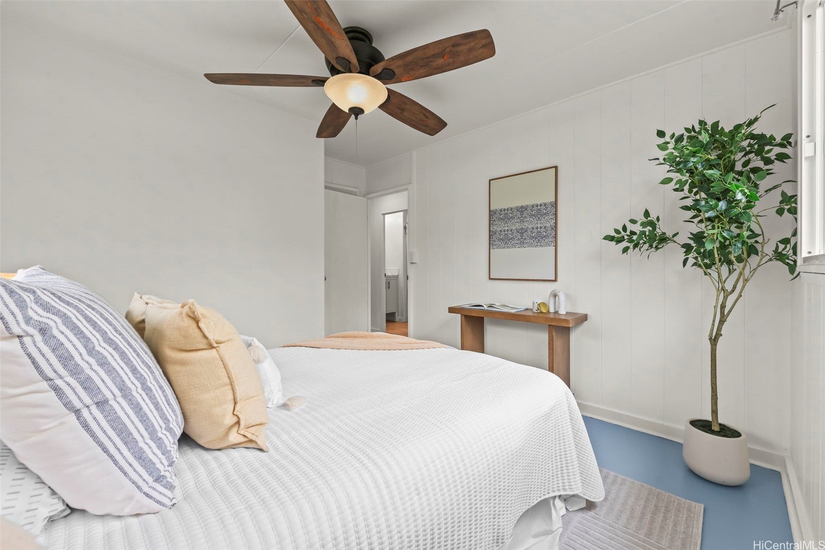 Welcome to this updated 3 bedroom, 2 bath single family home in the lu – image 14