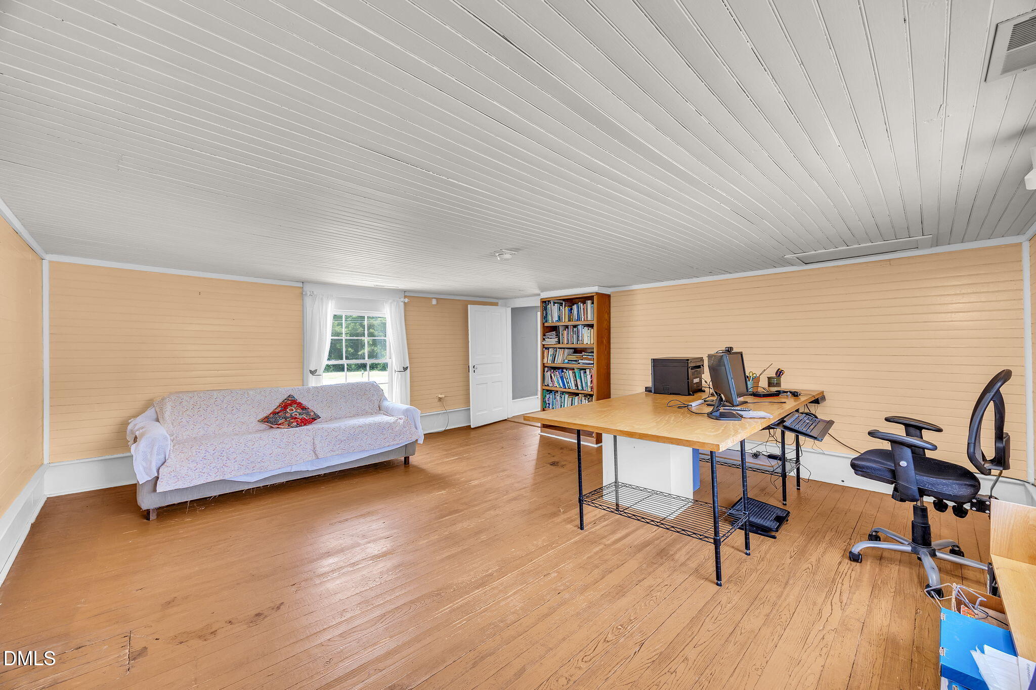 2204 2204 Us-158, Oxford, North Carolina, 27565, USA, 2 Bedrooms Bedrooms, ,2 BathroomsBathrooms,Residential,For Sale,2204 Us-158,10175135