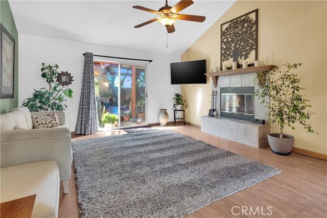 Charming, comfortable, and move-in readythis beautifully updated 3 bed – image 3