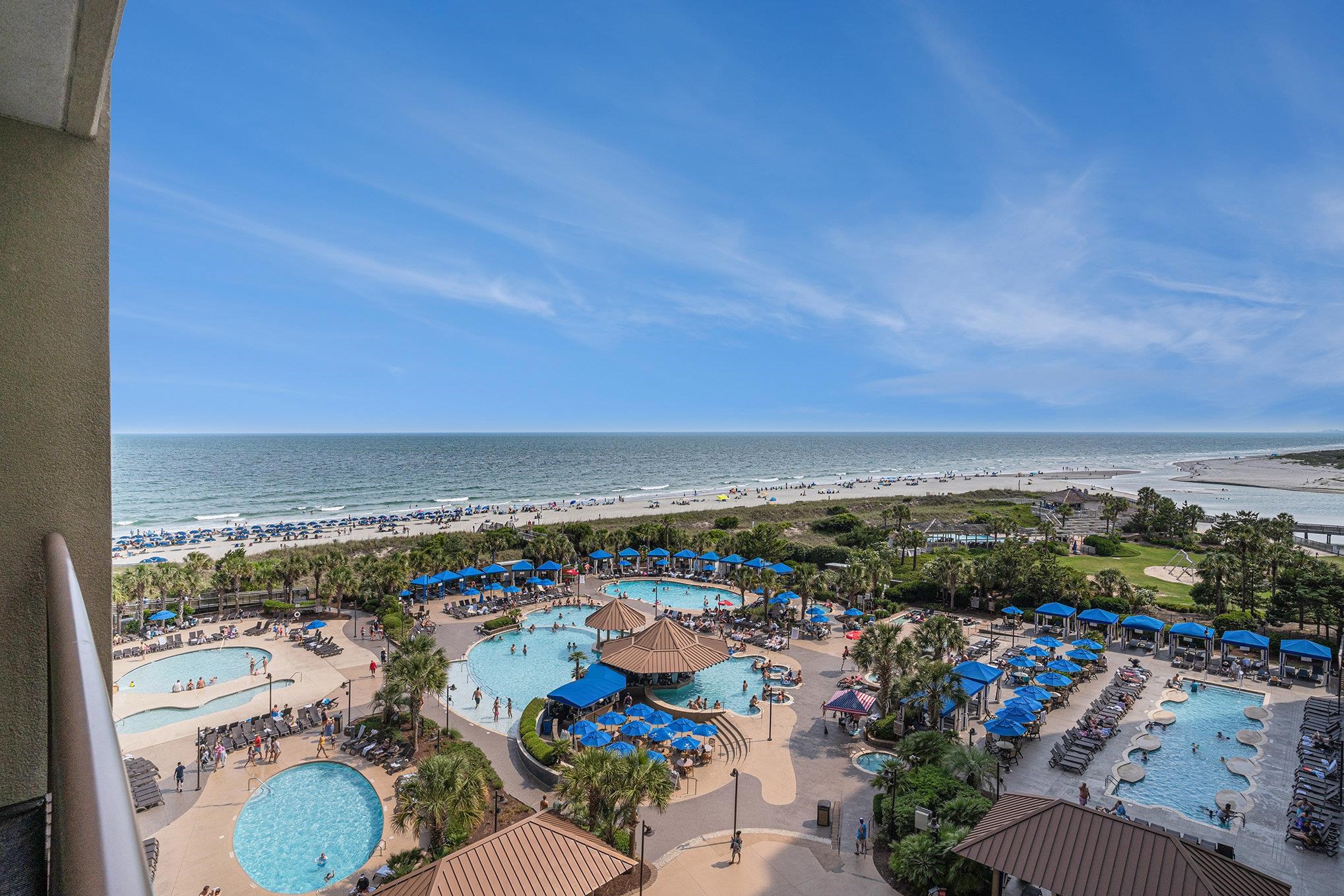 Experience upscale oceanfront living in this impeccably maintained 1-b – image 28