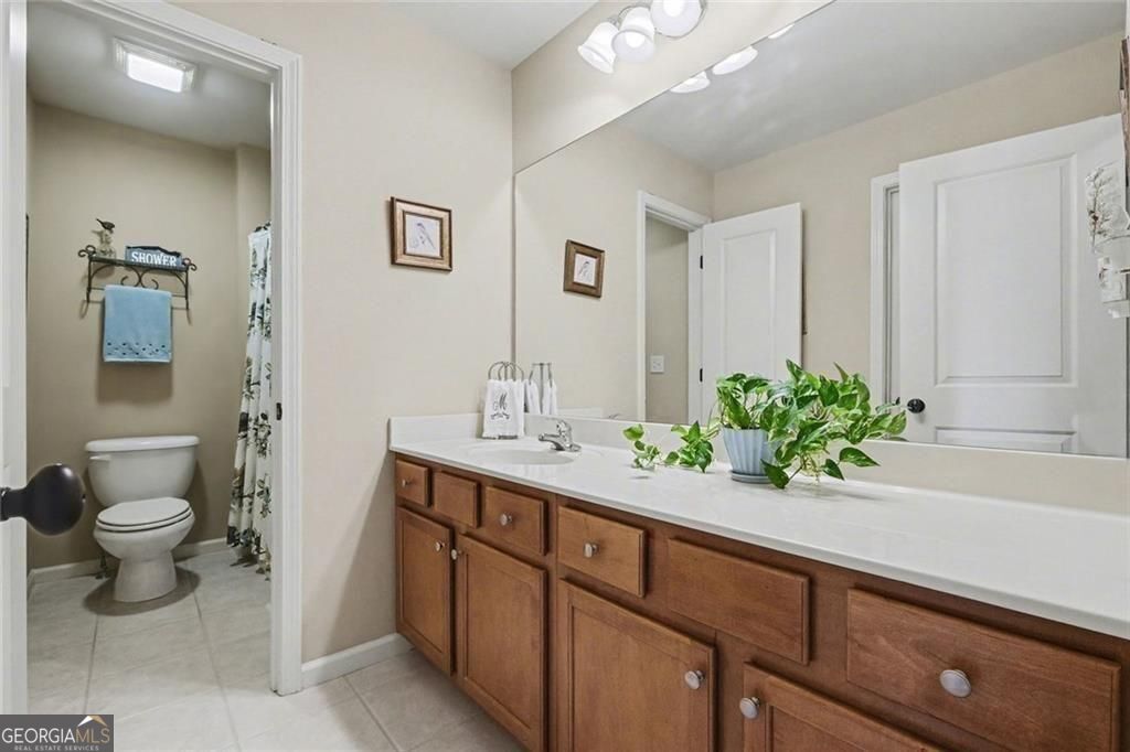 $5000 to BUYERS closing costs with acceptable offer! Beautiful east fa – image 25