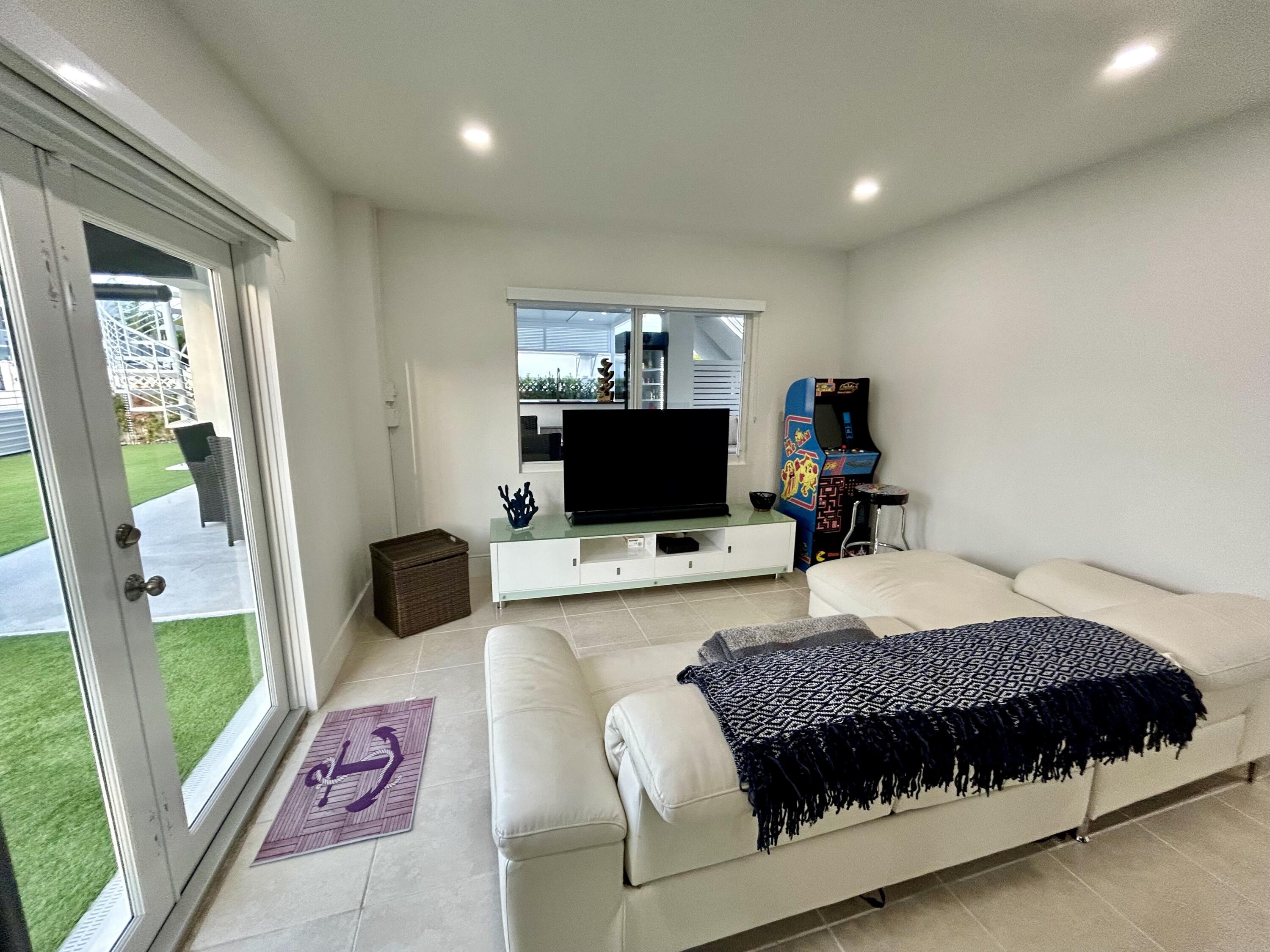 34 34 S Blackwater Lane, Key Largo, Florida, 33037, USA, 3 Bedrooms Bedrooms, ,2 BathroomsBathrooms,Residential,For Sale,34 S Blackwater Lane,619188