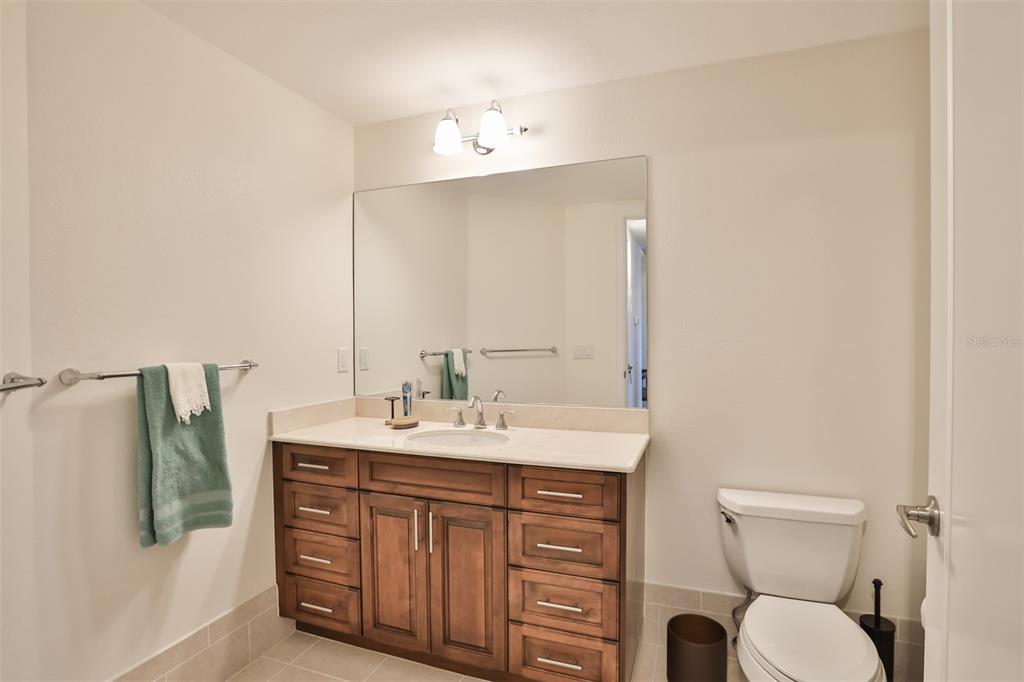 331 331 Cleveland St # 702, Clearwater, Florida, 33755, USA, 2 Bedrooms Bedrooms, ,2 BathroomsBathrooms,Residential,For Sale,331 Cleveland St # 702,TB8520869