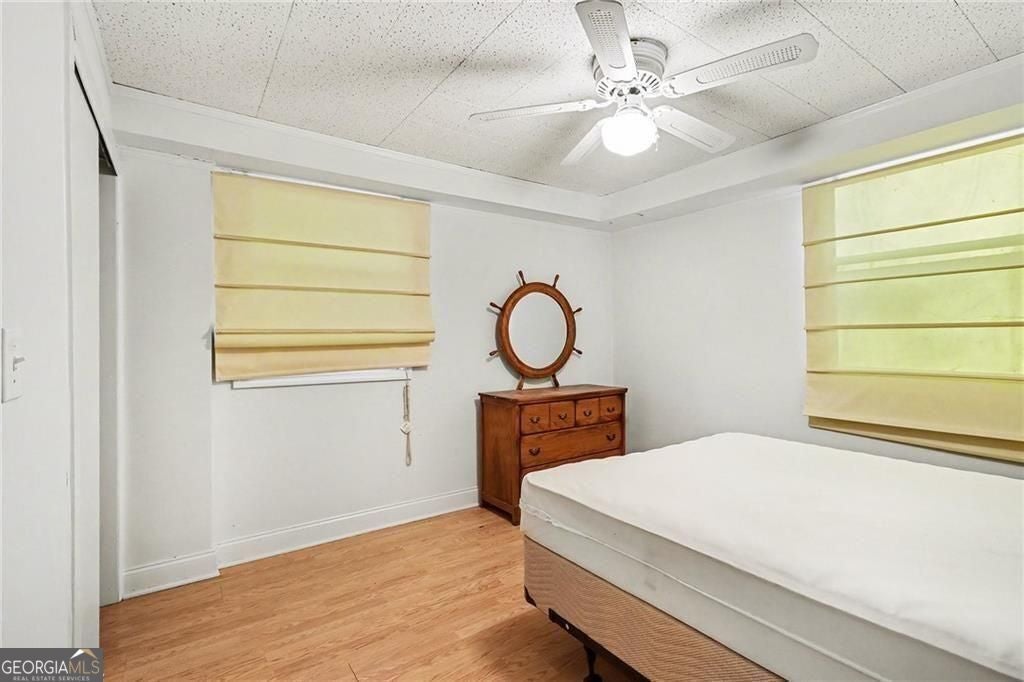 Classic four bedroom ranch in the Lakeside High School district. Step – image 21