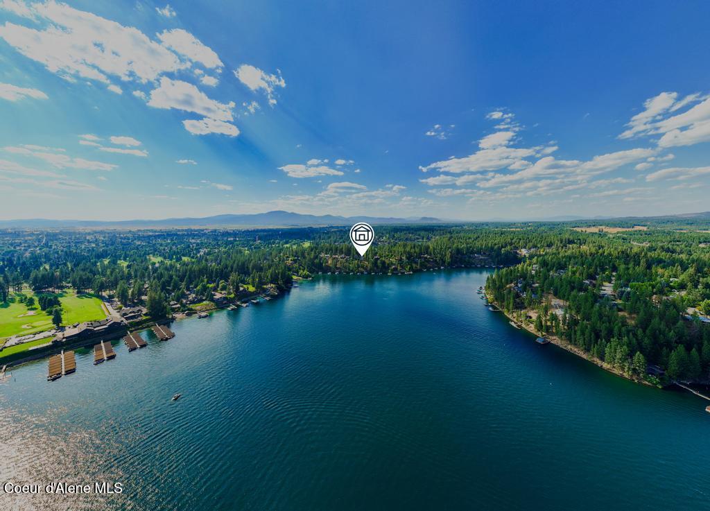 Lake front property with completely reimagined home, finished in 2024 – image 3
