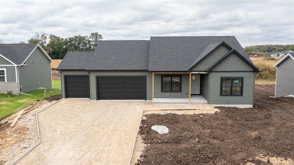 Estimated Completion August, 2026. New split-bedroom farmhouse ranch b – image 18