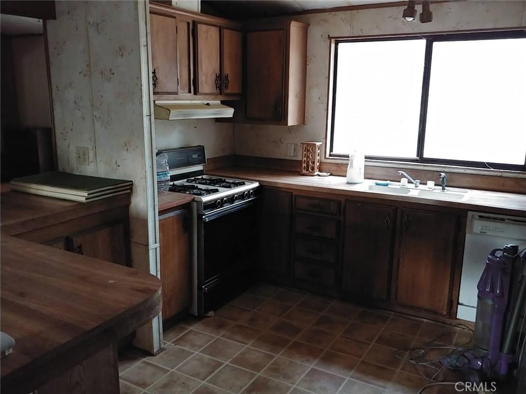 Fabulous 80 Acre Parcel with Manufactured Home and One Incredible Barn – image 24