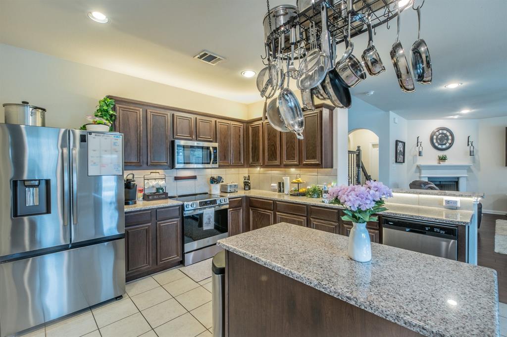 441 441 Rockaway Drive, Midlothian, Texas, 76065, USA, 4 Bedrooms Bedrooms, ,3 BathroomsBathrooms,Residential,For Sale,441 Rockaway Drive,69fd7085-f57c-4229-a72e-6a1202