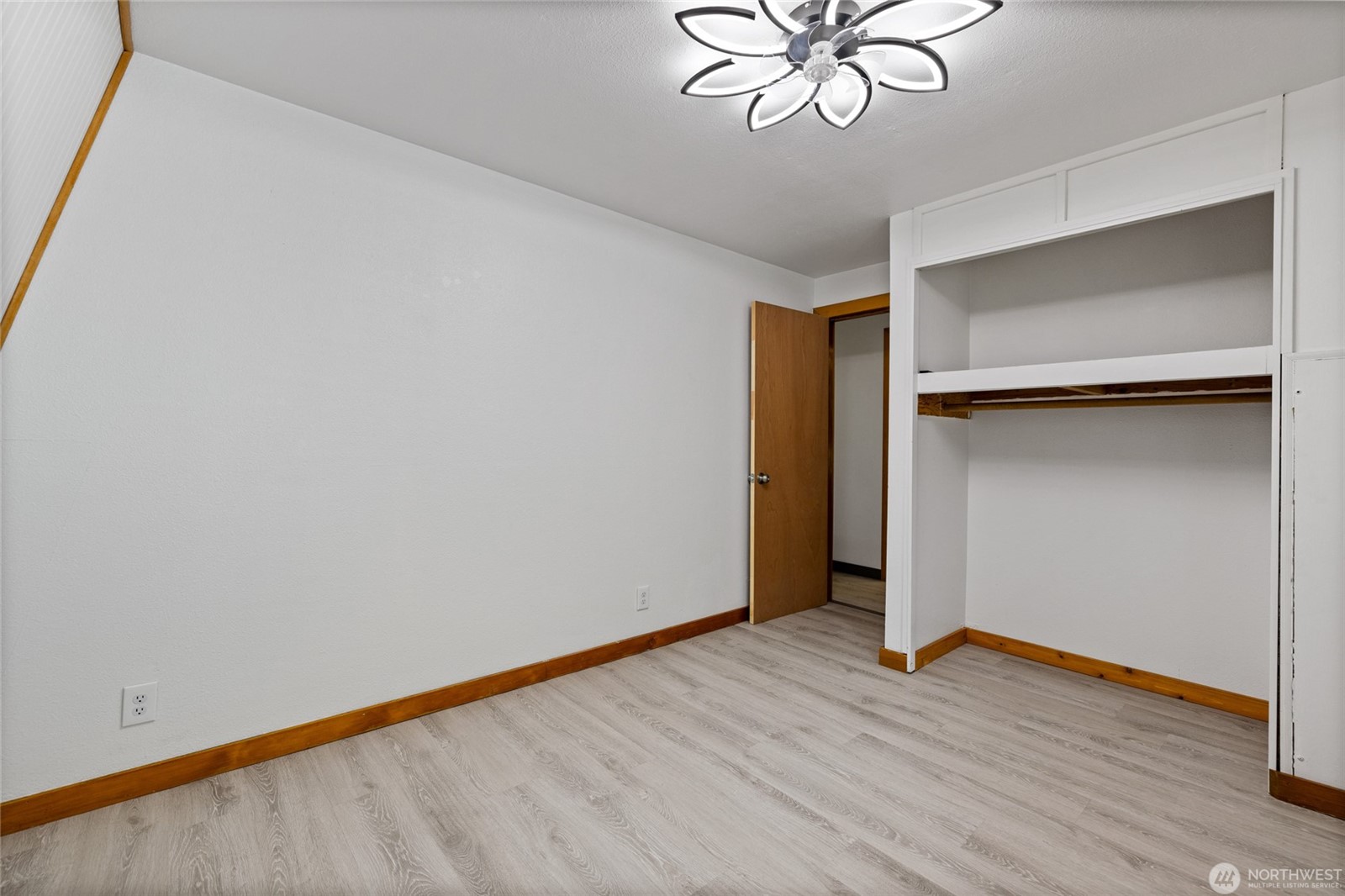 Rare opportunity to enjoy space, flexibility, and income potential on – image 16
