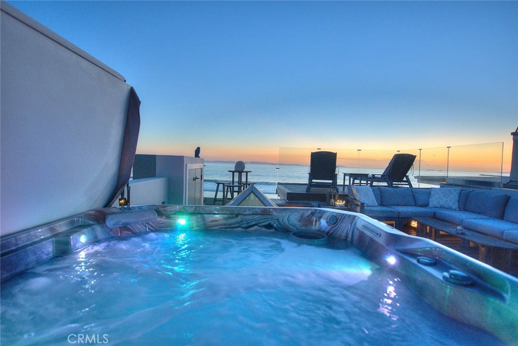 99 99 A Surfside, Surfside, California, 90743, USA, 4 Bedrooms Bedrooms, ,4 BathroomsBathrooms,Residential,For Sale,99 A Surfside,CV26025098