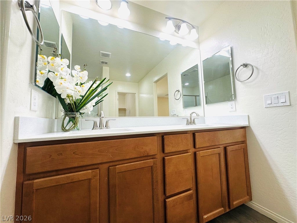 Welcome to your dream home in the prestigious Summerlin master-planned – image 24