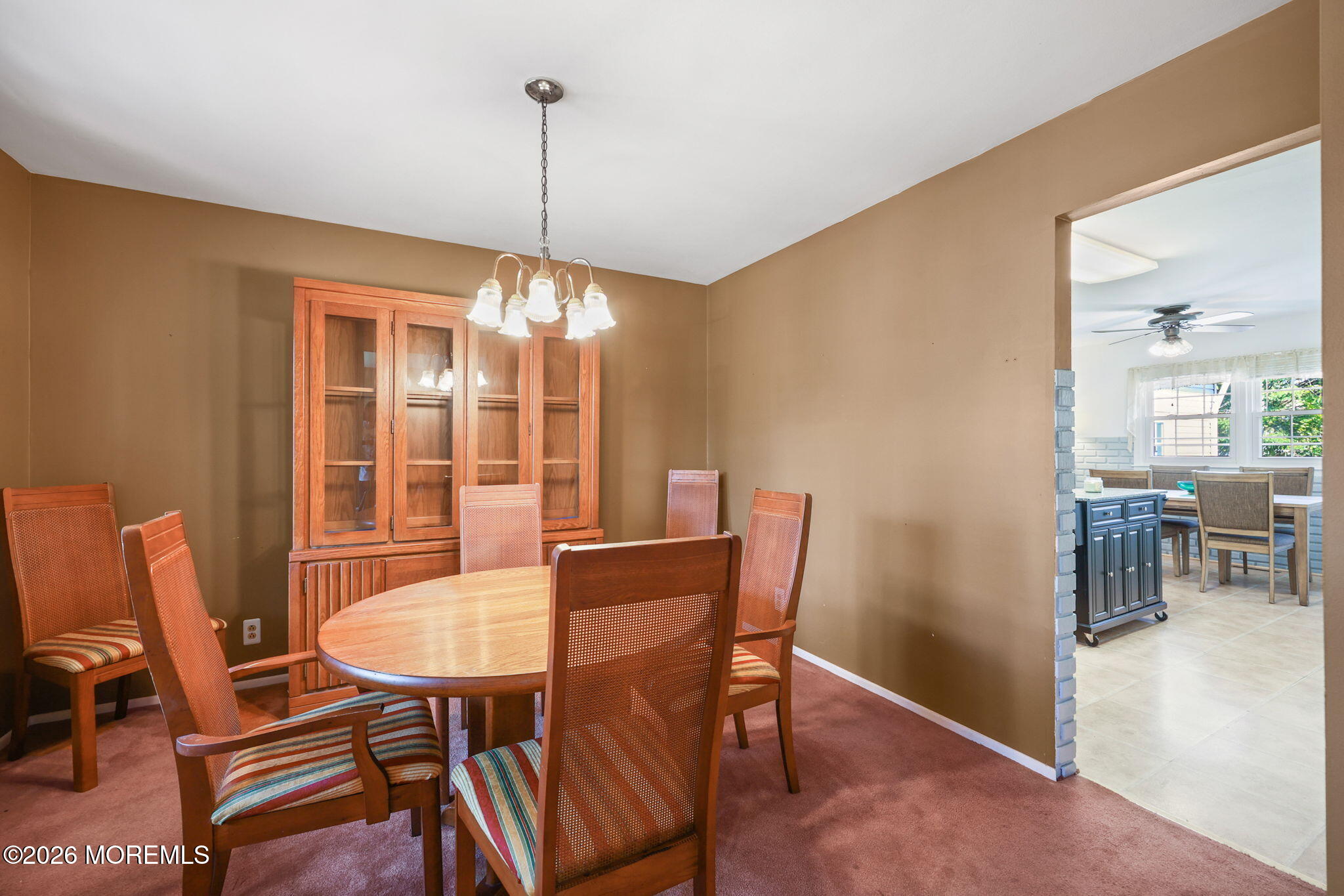 Opportunity awaits,this spacious ranch-style home offers 3 bedrooms, 1 – image 7