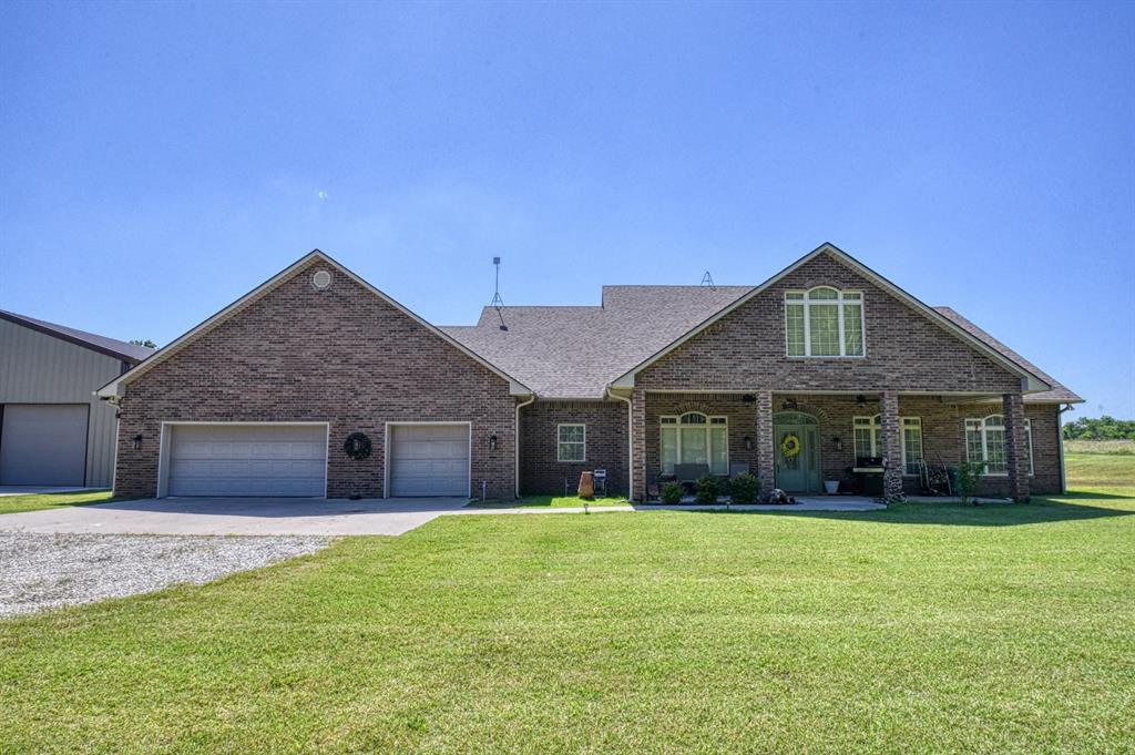 4001 4001 County Road 1520, Stratford, Oklahoma, 74872, USA, 4 Bedrooms Bedrooms, ,3 BathroomsBathrooms,Residential,For Sale,4001 County Road 1520,1235461