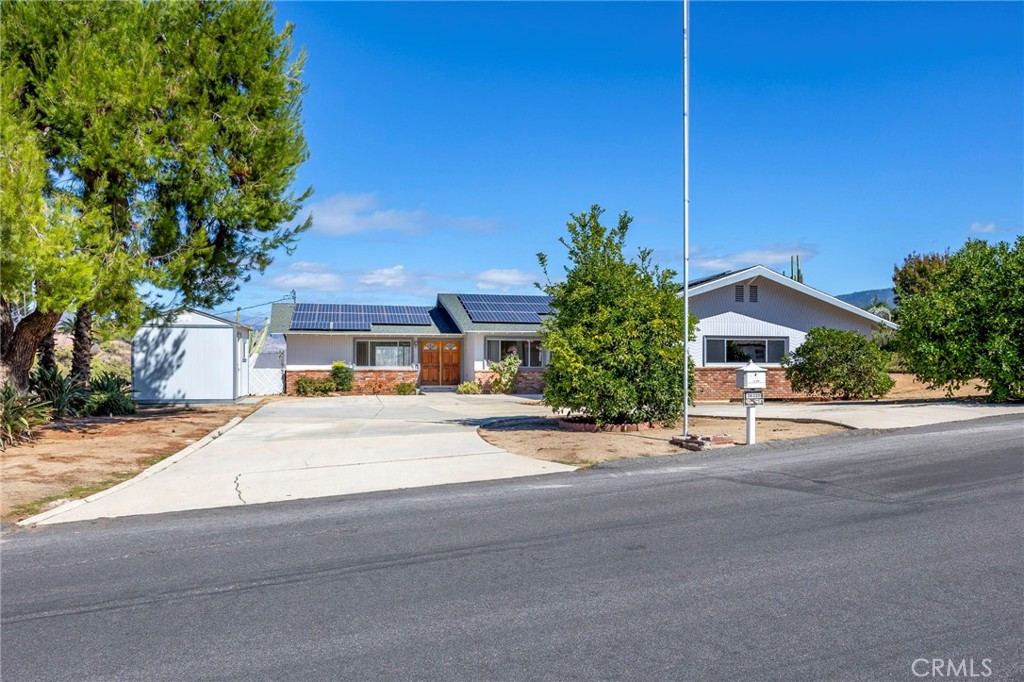 READY FOR A POOL HOME WITH STUNNING VIEWS?! Welcome to 26320 Rim Road, – image 50
