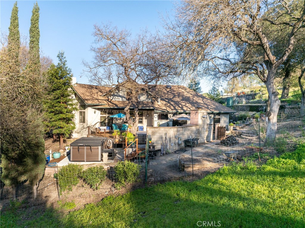 Located on the desirable West Side of Paso Robles, this custom-built 2 – image 63
