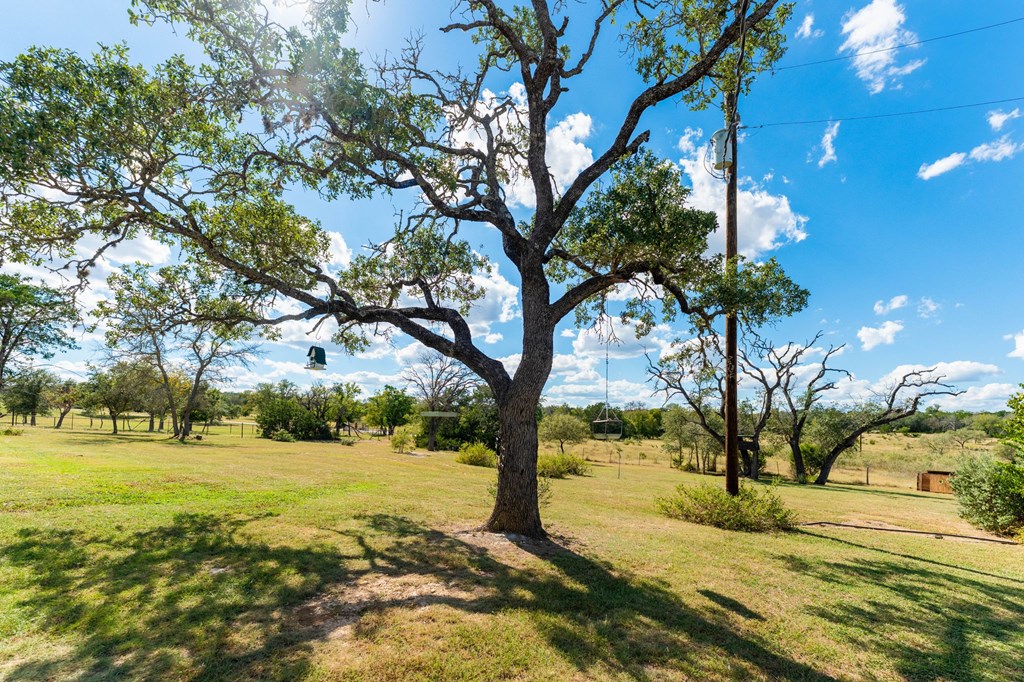 Unrestricted 3-acre property designed with homesteading & self-suffici – image 21