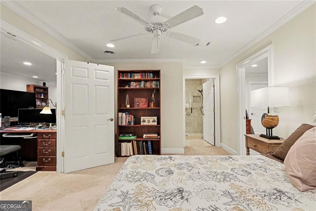 Welcome to this stunning home in beautiful Grayson, Georgia. Professio – image 46