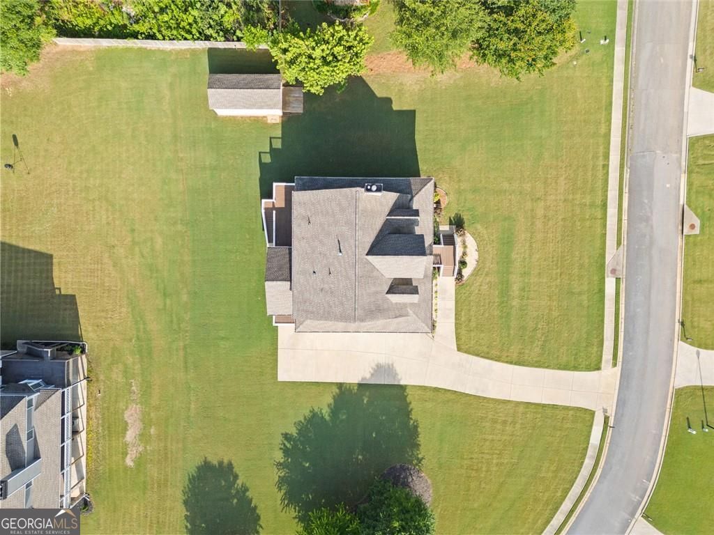 This exceptional two-story residence truly has it all, offering a perf – image 45