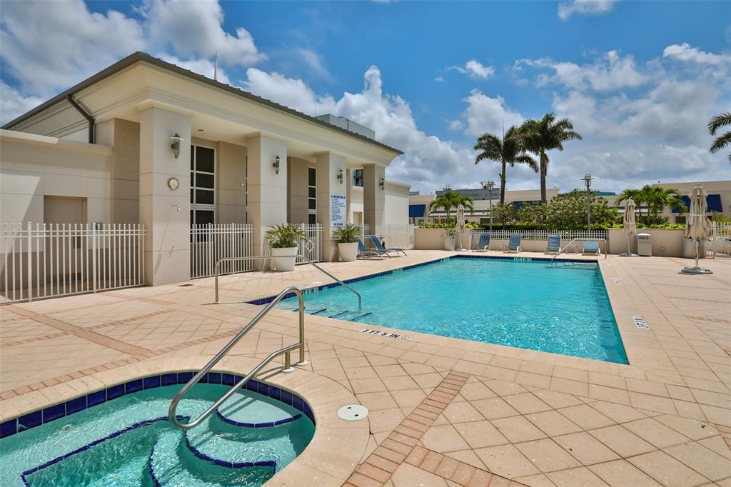 331 331 Cleveland St # 702, Clearwater, Florida, 33755, USA, 2 Bedrooms Bedrooms, ,2 BathroomsBathrooms,Residential,For Sale,331 Cleveland St # 702,TB8520869