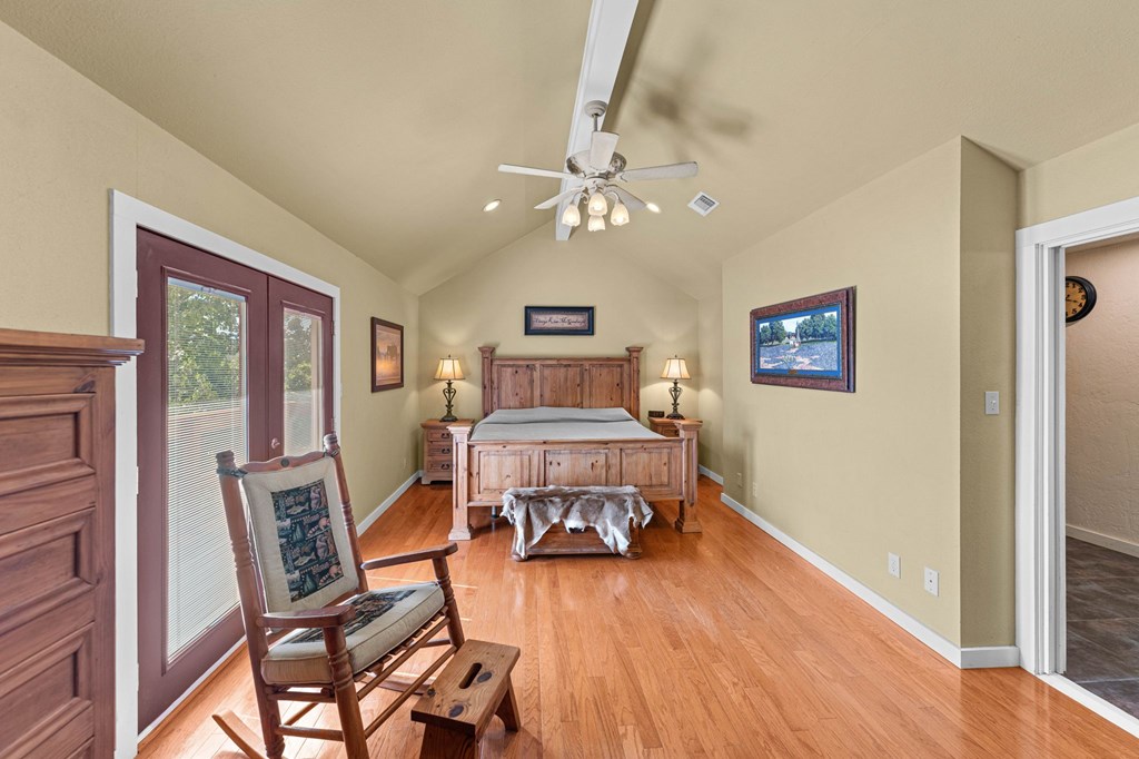 Unrestricted 3-acre property designed with homesteading & self-suffici – image 54