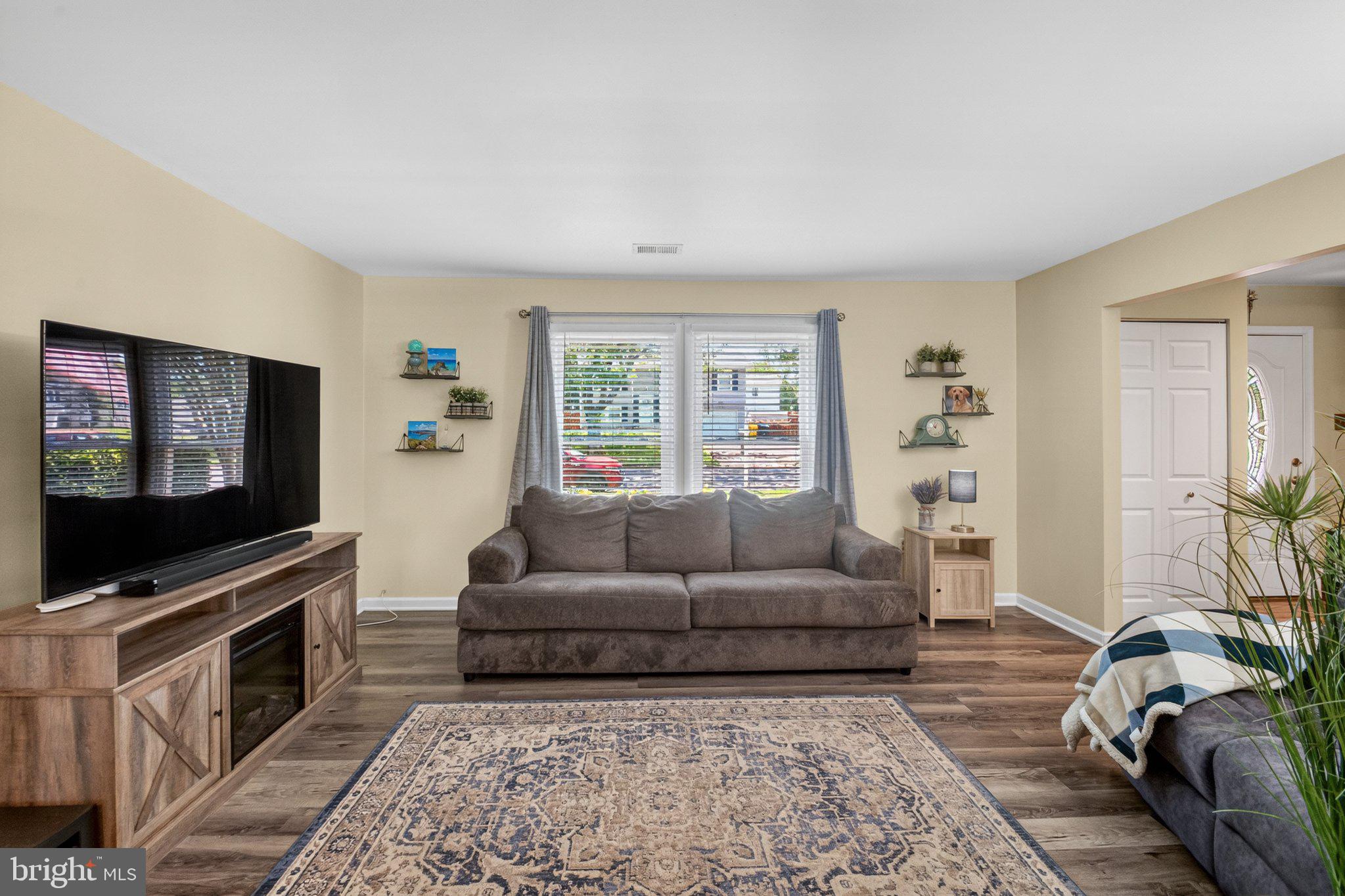 2526 2526 Symphony Lane, Gambrills, Maryland, 21054, USA, 3 Bedrooms Bedrooms, ,3 BathroomsBathrooms,Residential,For Sale,2526 Symphony Lane,75409378-d874-4499-80ba-becd0a