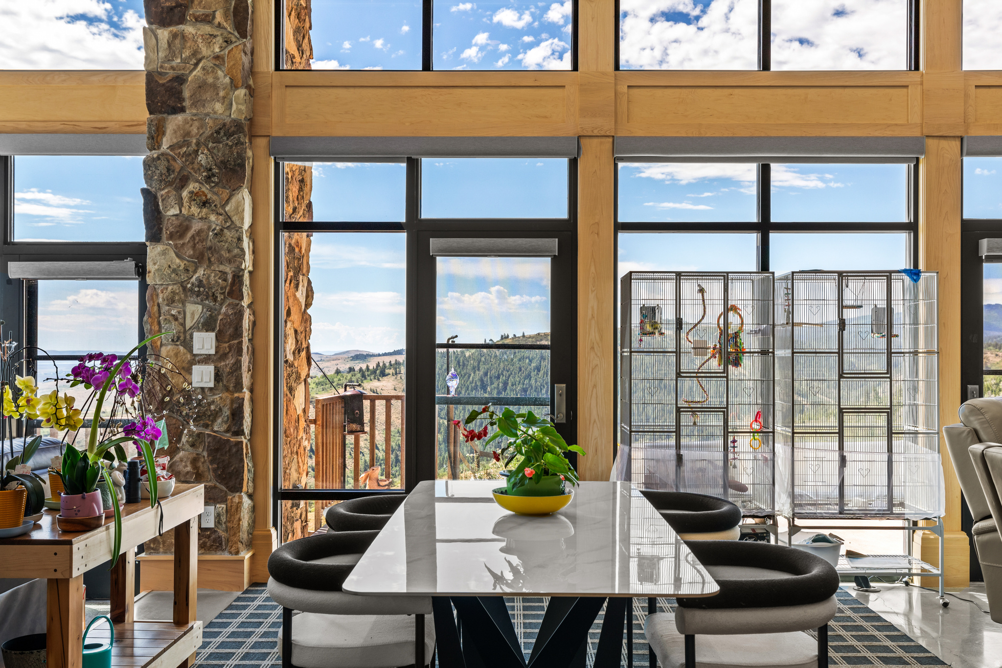 Set amid the breathtaking mountains of Bear Lake Valley, Liberty Ranch – image 9