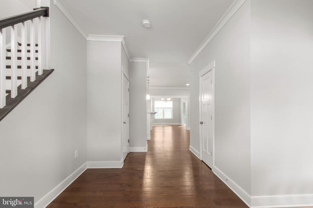 2518 2518 Regency Drive, Fredericksburg, Virginia, 22408, USA, 4 Bedrooms Bedrooms, ,3 BathroomsBathrooms,Residential,For Sale,2518 Regency Drive,49436936-5304-4a29-b54b-3634db