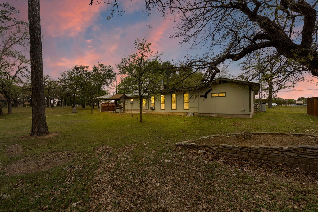 1801 1801 N Llano St, Fredericksburg, Texas, 78624, USA, 3 Bedrooms Bedrooms, ,2 BathroomsBathrooms,Residential,For Sale,1801 N Llano St,104229