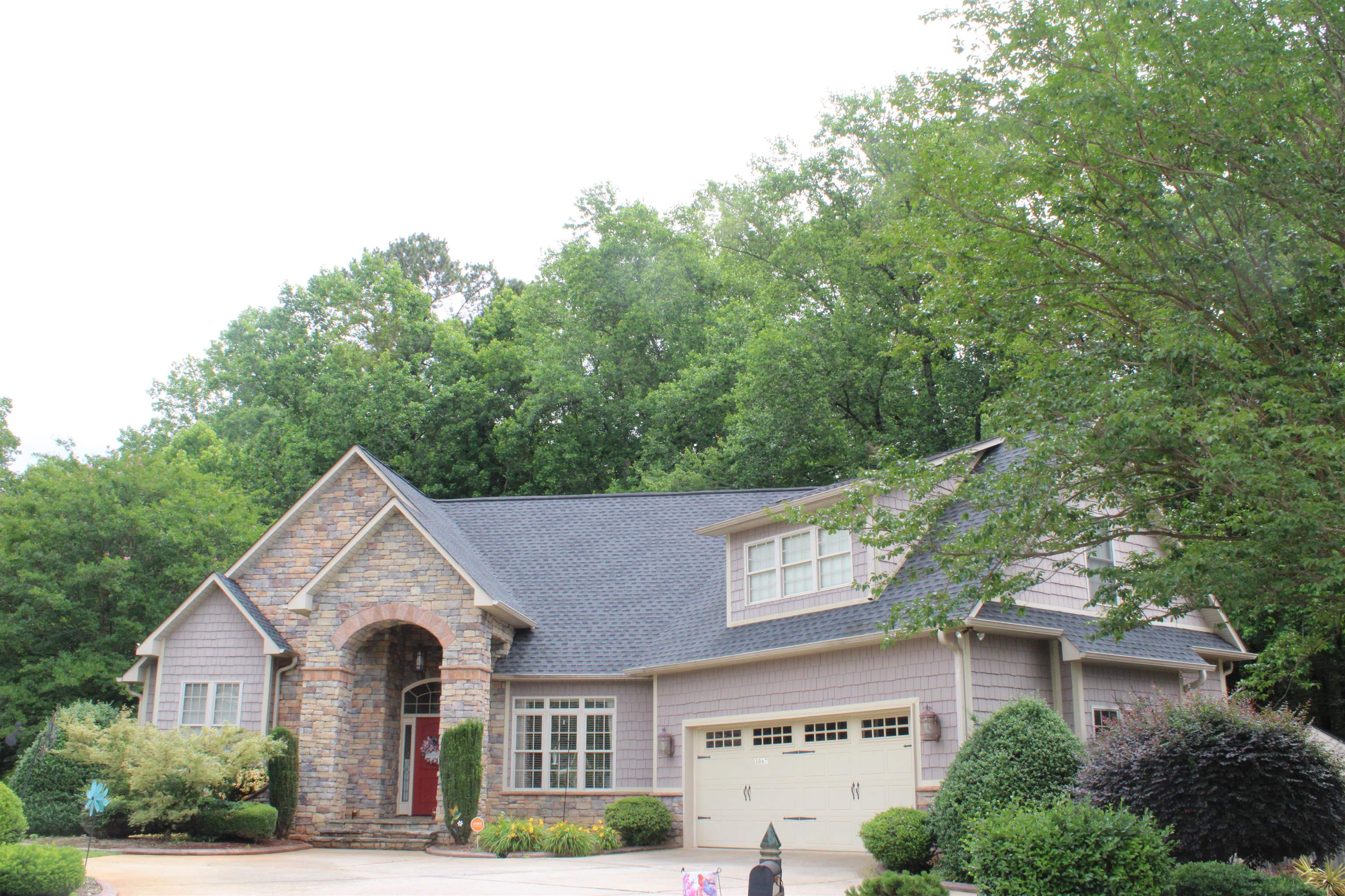 Should you be searching for private backyard with privacy fence, in th – image 40
