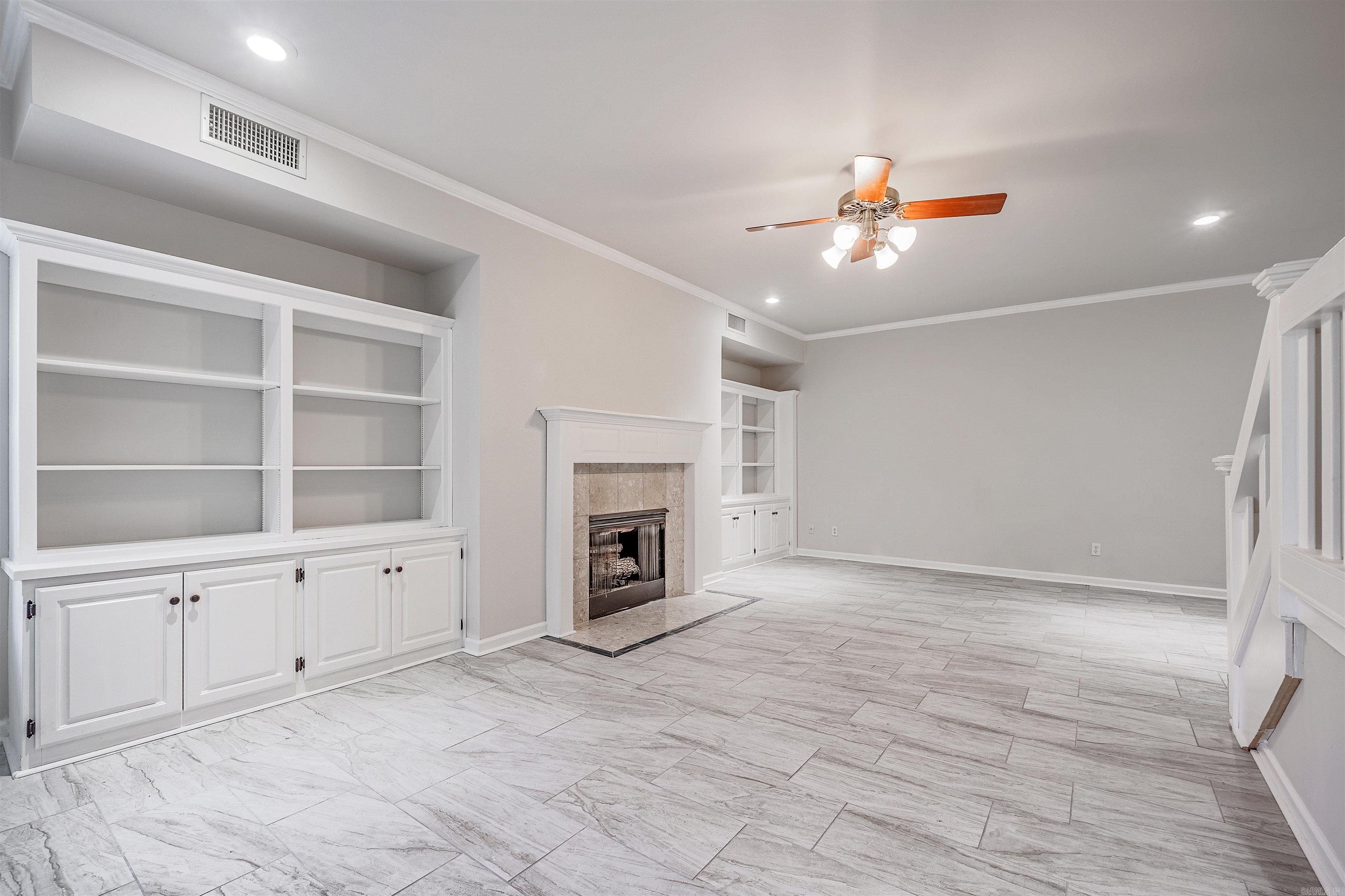 112 112 Miramar Drive, Maumelle, Arkansas, 72113, USA, 4 Bedrooms Bedrooms, ,3 BathroomsBathrooms,Residential,For Sale,112 Miramar Drive,26017475