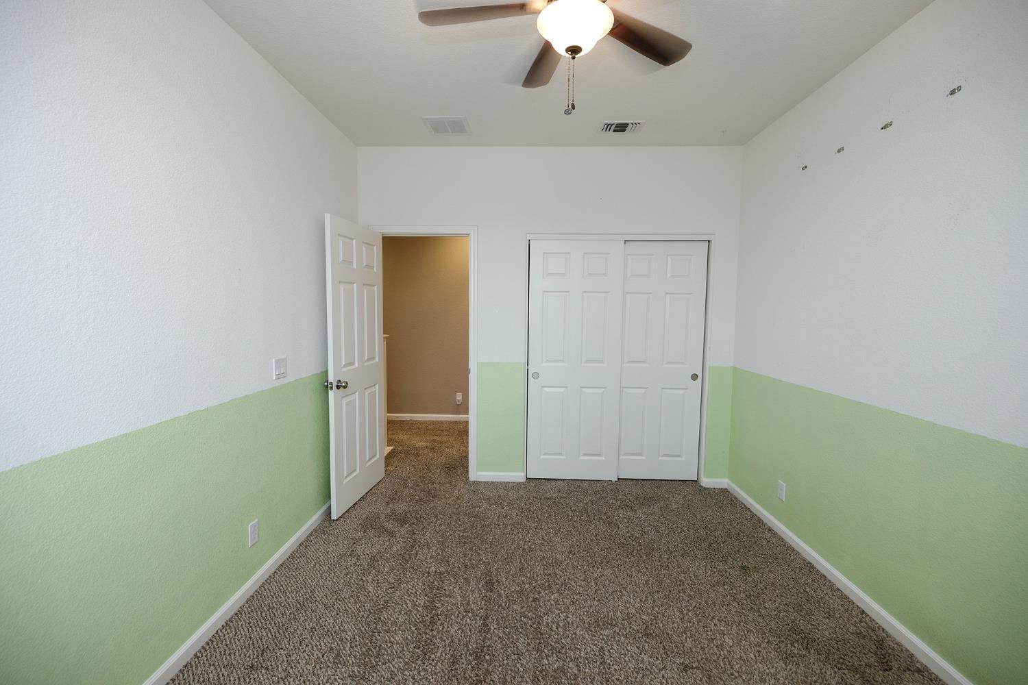 Located in a highly desirable neighborhood, this well-maintained home – image 36