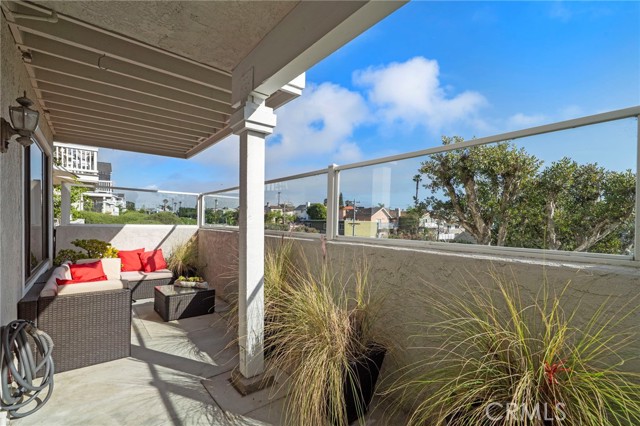 Rarely available first-row end-unit residence in Dana Points highly so – image 19