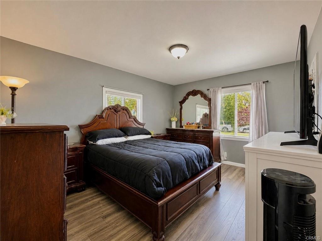 8617 8617 Ivy St, Los Angeles, California, 90002, USA, 5 Bedrooms Bedrooms, ,Residential,For Sale,8617 Ivy St,MB26135921