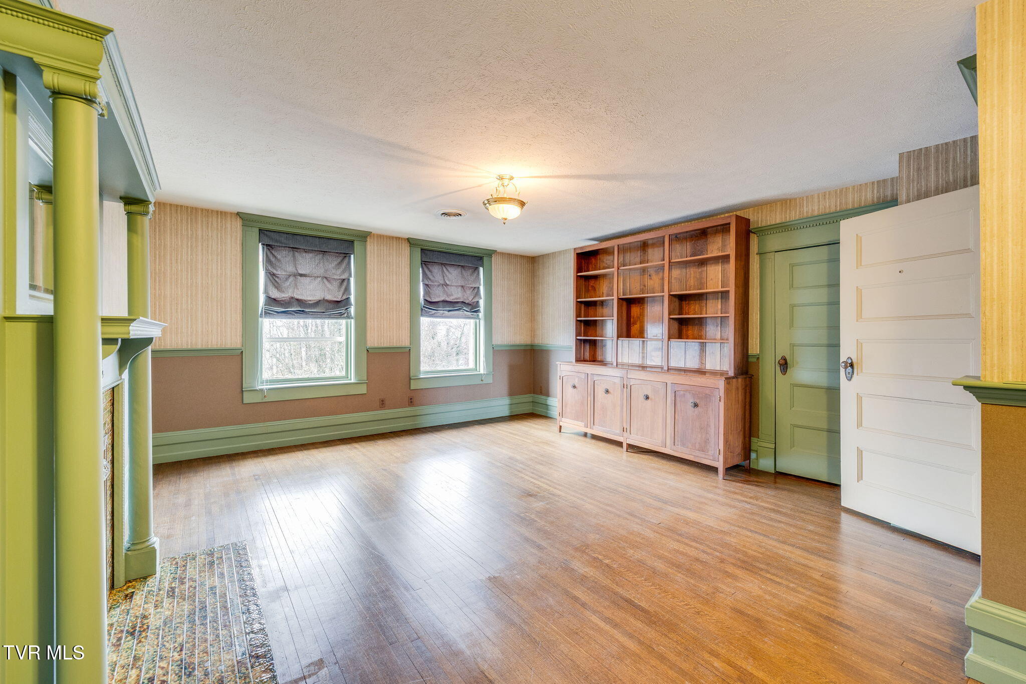 PRICE IMPROVEMENT! If youve ever thought about opening a Bed & Breakfa – image 48