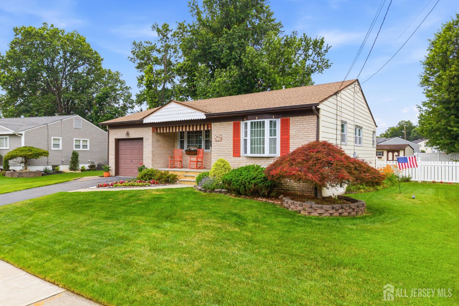 9 Brox Road, Edison, New Jersey, 08817, USA, 3 Bedrooms Bedrooms, ,2 BathroomsBathrooms,Residential,For Sale,-9 Brox Road,2617964R