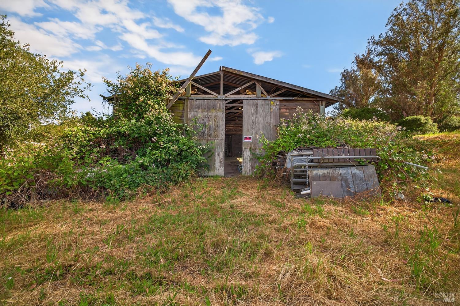2095 2095 Goodwin Ave, Penngrove, California, 94951, USA, 2 Bedrooms Bedrooms, ,1 BathroomBathrooms,Residential,For Sale,2095 Goodwin Ave,326054176
