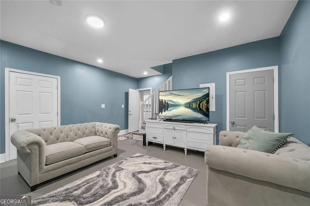 Modern living meets smart investment in the sought-after Tributary at – image 40