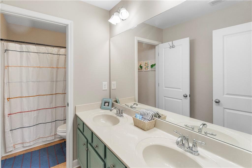 5020 5020 Wilshire Crossing, Cumming, Georgia, 30040, USA, 5 Bedrooms Bedrooms, ,3 BathroomsBathrooms,Residential,For Sale,5020 Wilshire Crossing,eb3bbaf5-5e2a-432b-ac09-9d38a7