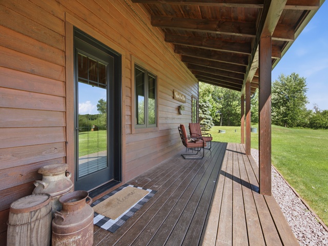 Your country oasis awaits! Once you see this beautiful home situated d – image 4