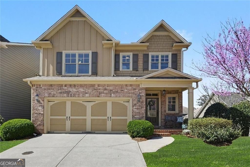 $5000 to BUYERS closing costs with acceptable offer! Beautiful east fa – image 1