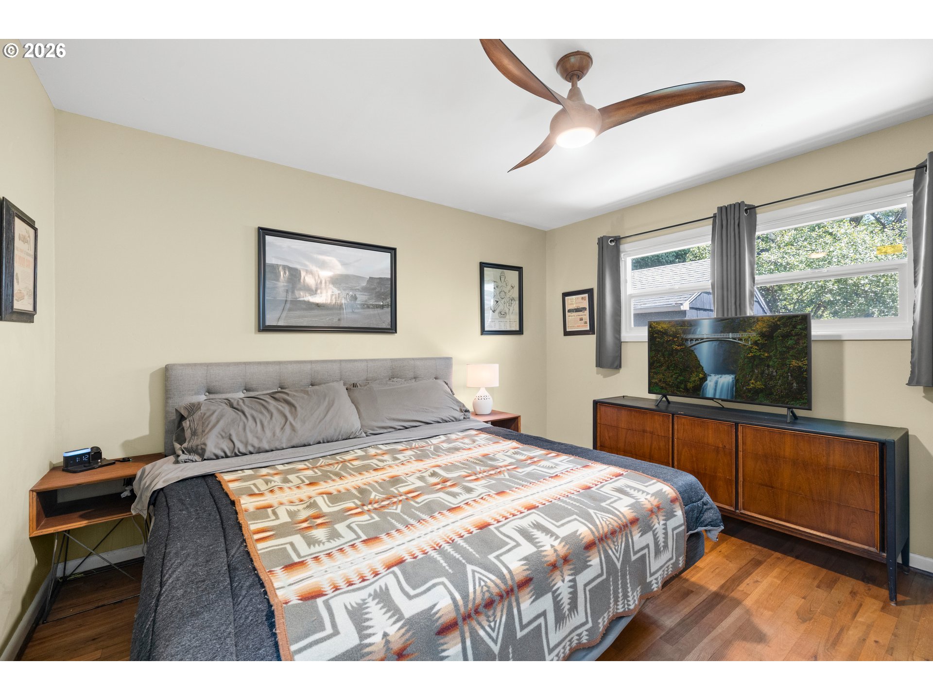 One-level living at its finest in the heart of Eastmoreland Heights! T – image 14